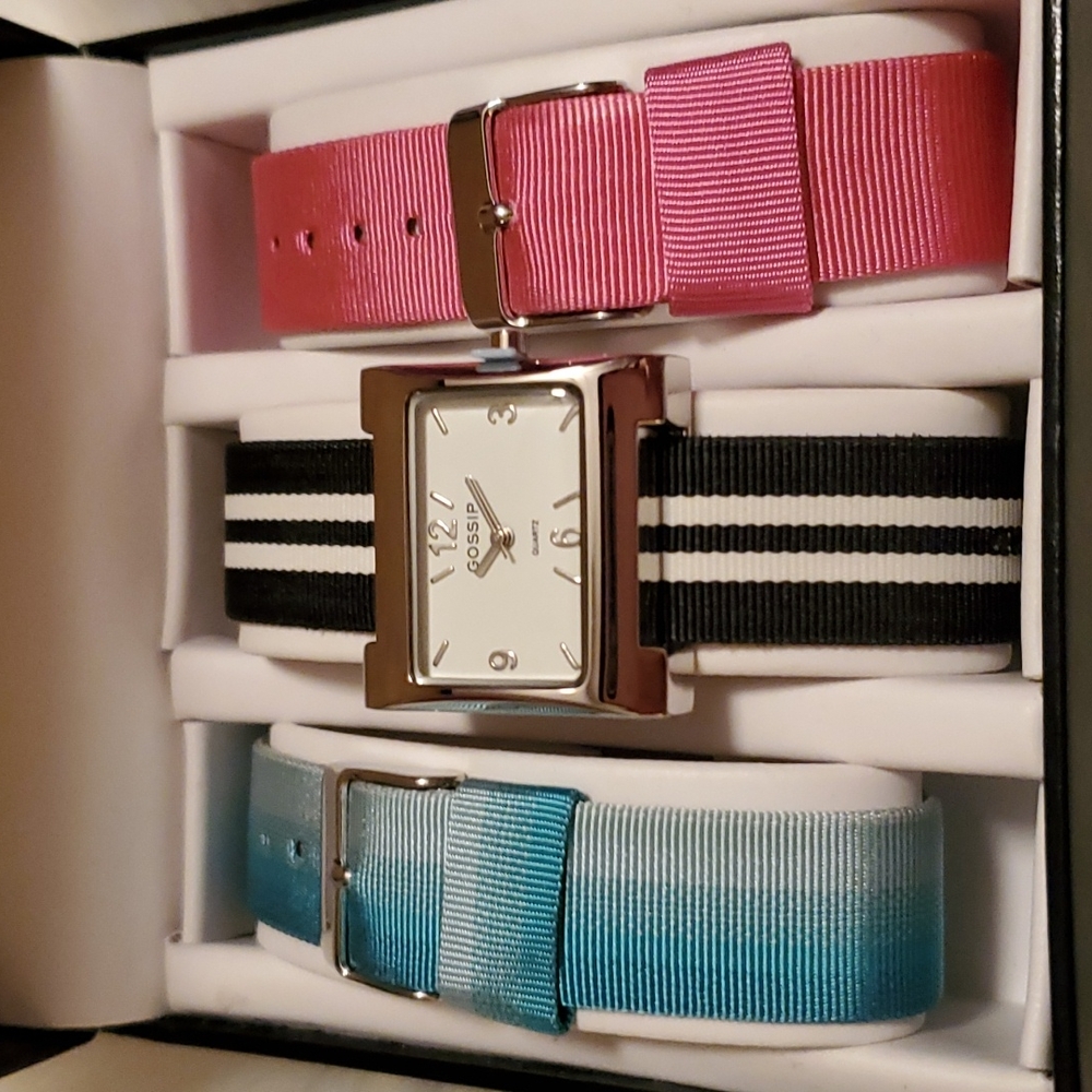 Gossip Watch with 3 Watchbands Set NWT